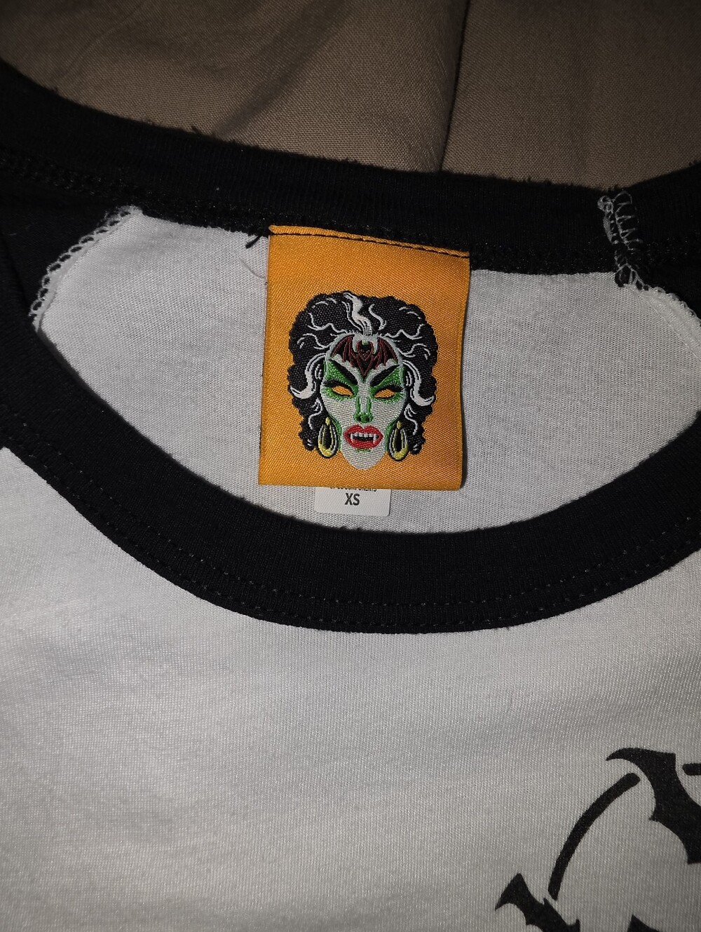 Vixen Micheline Pitt X Ben Cooper Collab Mummy Tee Xs - Picture 4 of 5
